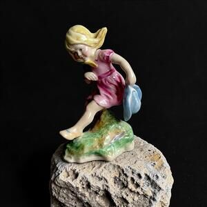 Vintage Royal Worcester March Figurine F.C. Doughty Months of Year  - 10125